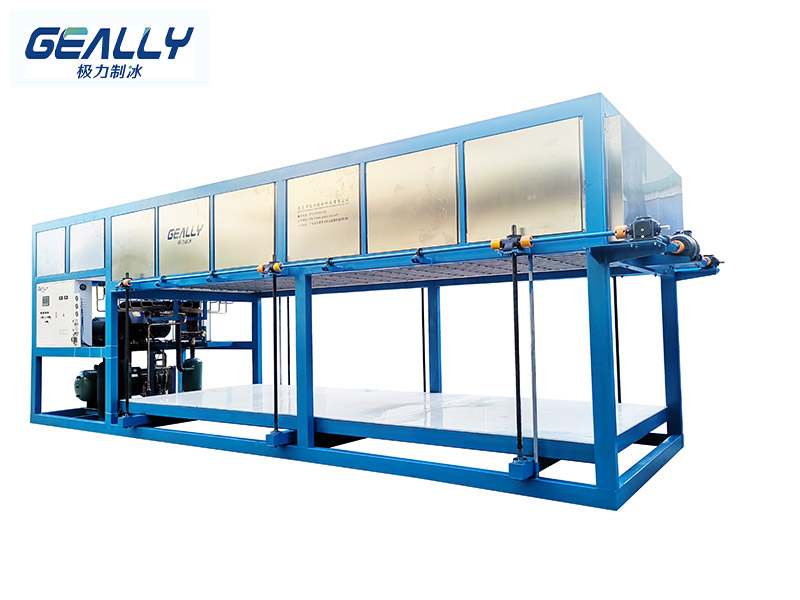 直冷式塊冰機(jī)對(duì)比鹽水式塊冰機(jī)的優(yōu)勢(shì)！防止損壞要注意哪些？